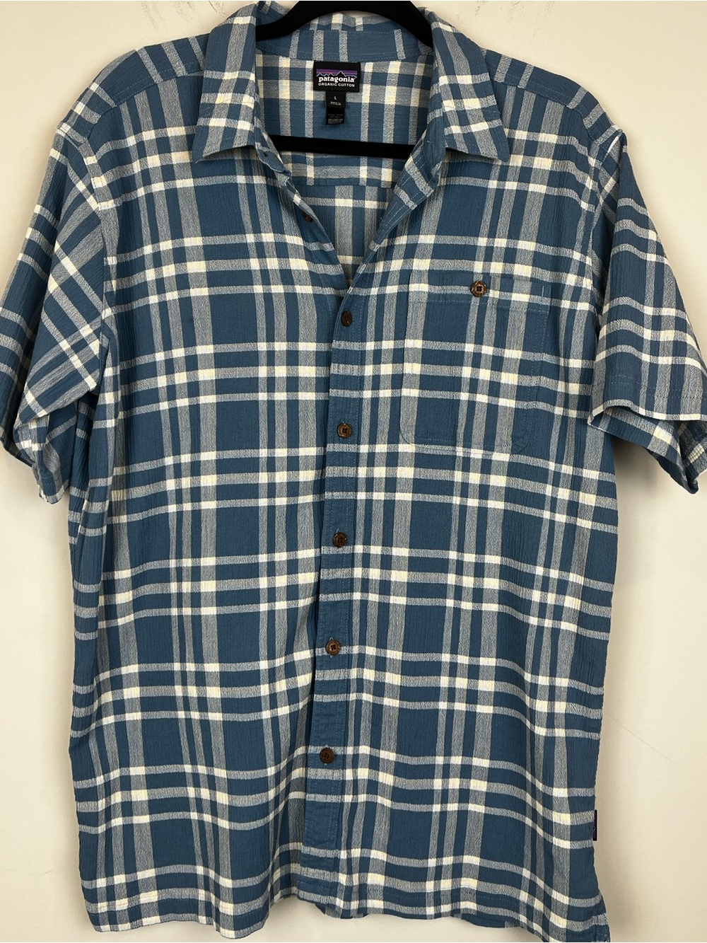Patagonia Men's A/C Shirt Blue Plaid Short-Sleeve Shirt Organic Cotton Large
